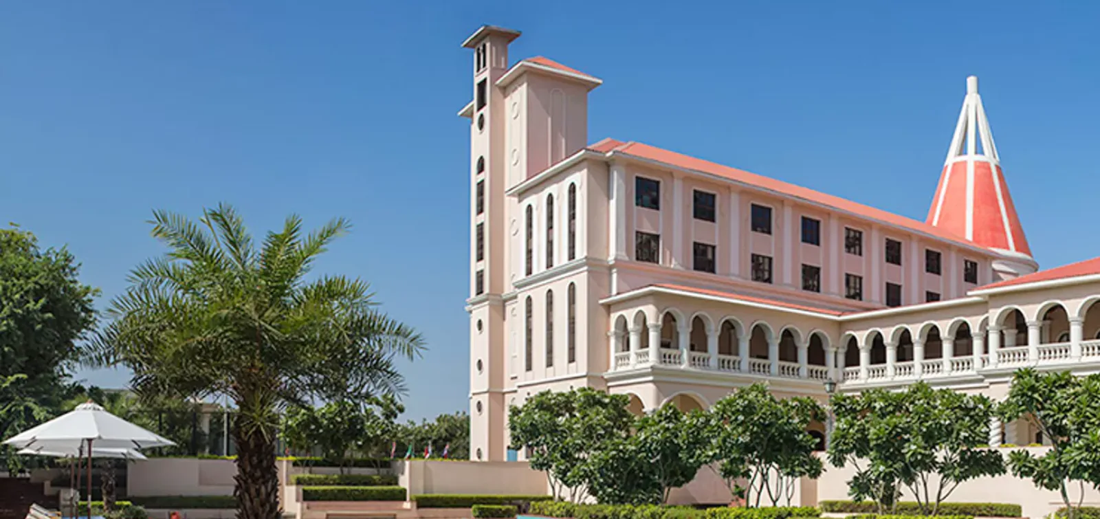 DLF City Club