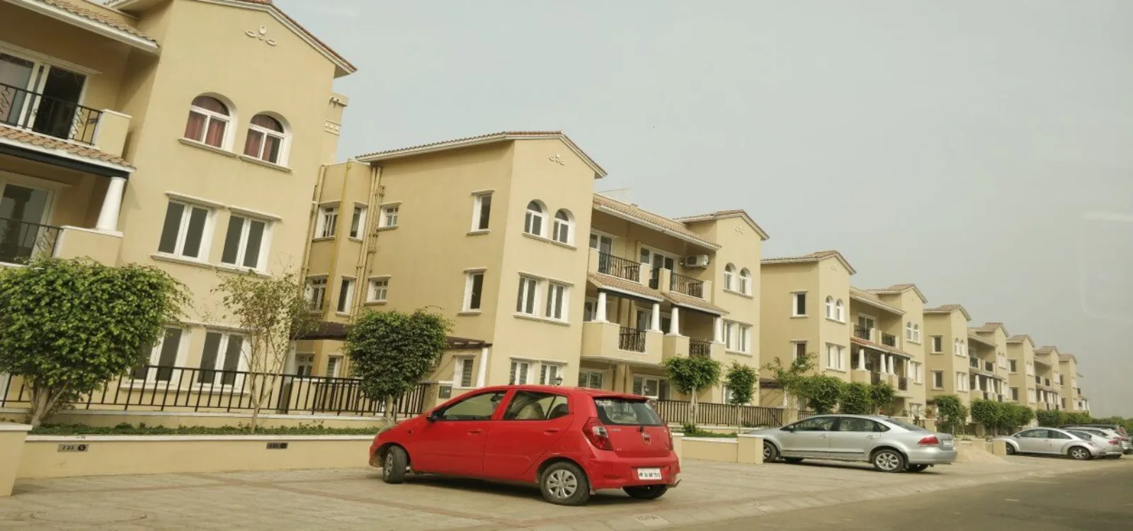 Emaar Emerald Hills Executive Floors