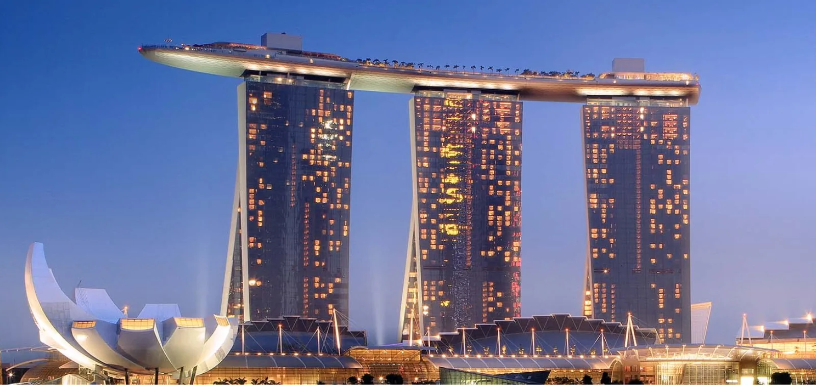 Smart World Sky Arc